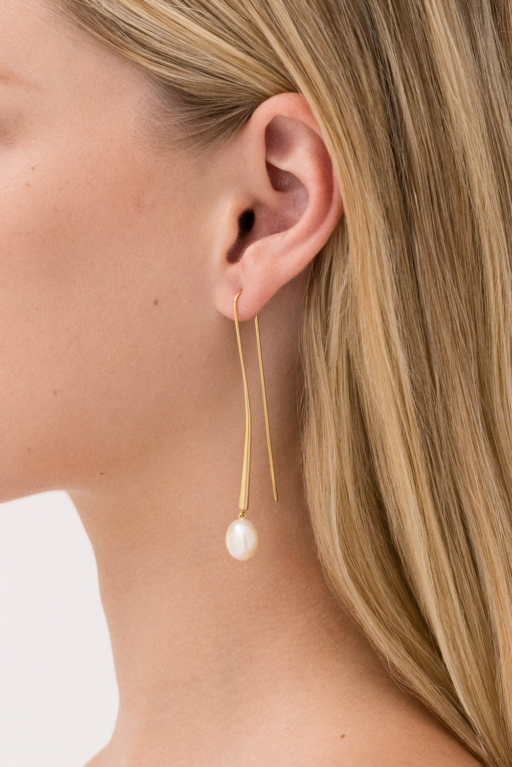 Cusp Pearl Earrings - Gold