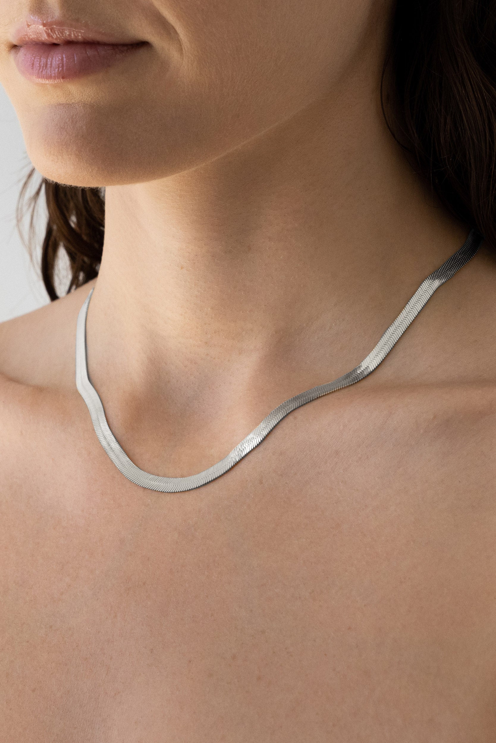 Flash Jewellery Allure Chain Necklace Sterling Silver On Model Close Up